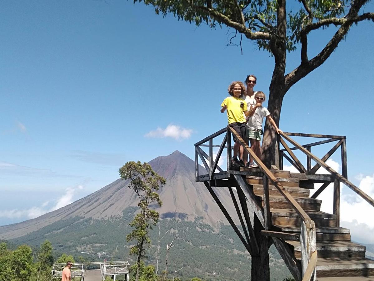 Arnolds Familly Homestay Bajawa Exteriér fotografie