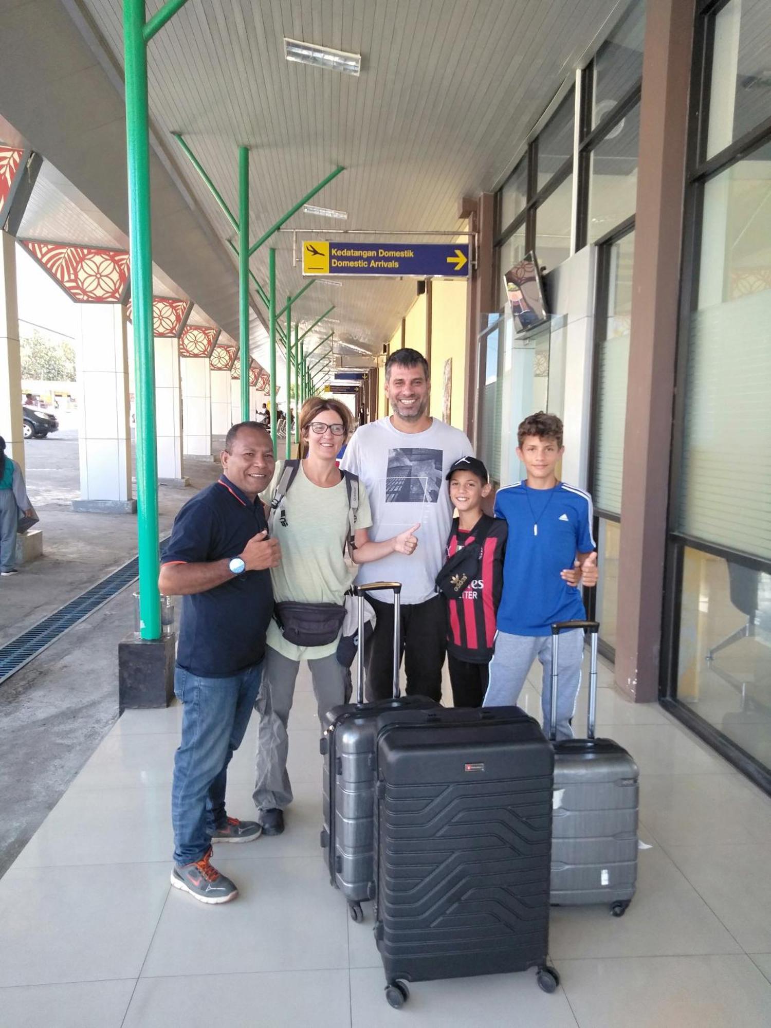 Arnolds Familly Homestay Bajawa Exteriér fotografie